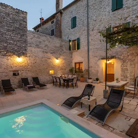 Rustikale Sanvincenti Mit Eigenem Pool Holiday home Svetvincenat